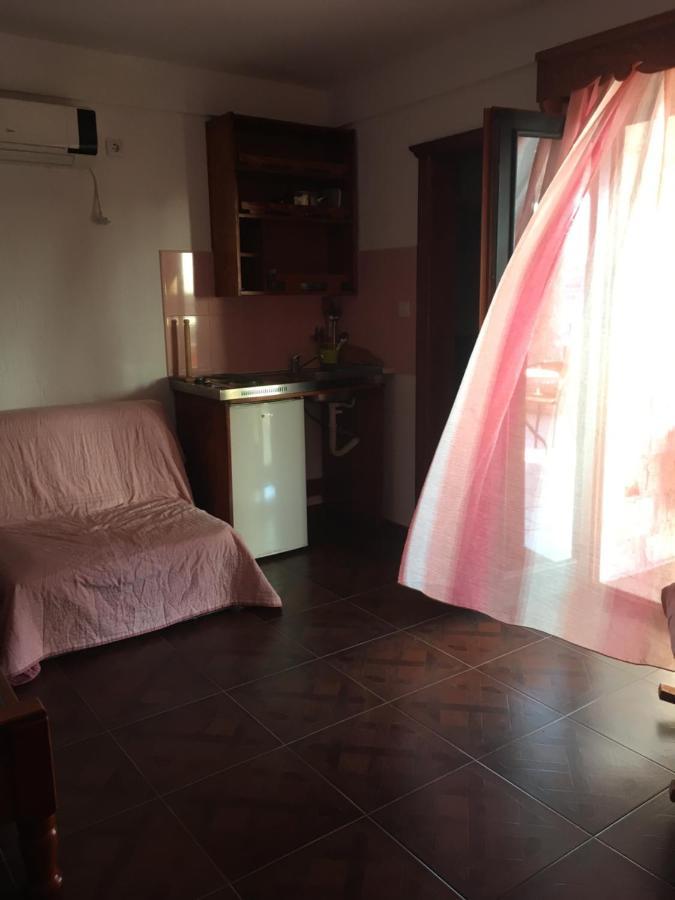 Apartment Klara บาร์ ภายนอก รูปภาพ